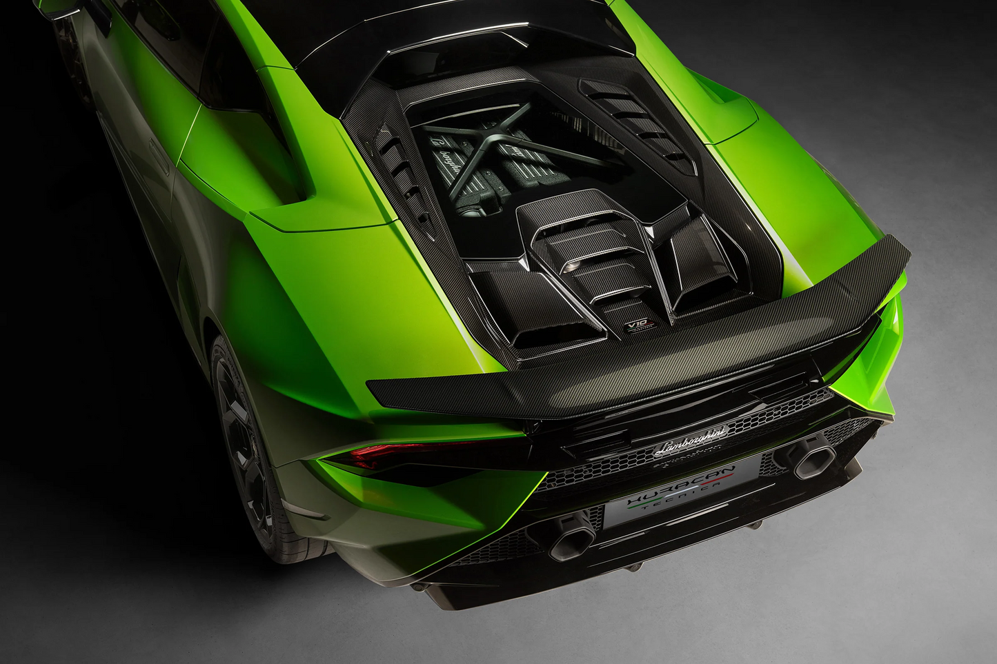 Huracan Tecnica Carbon Fiber Rear Spoiler