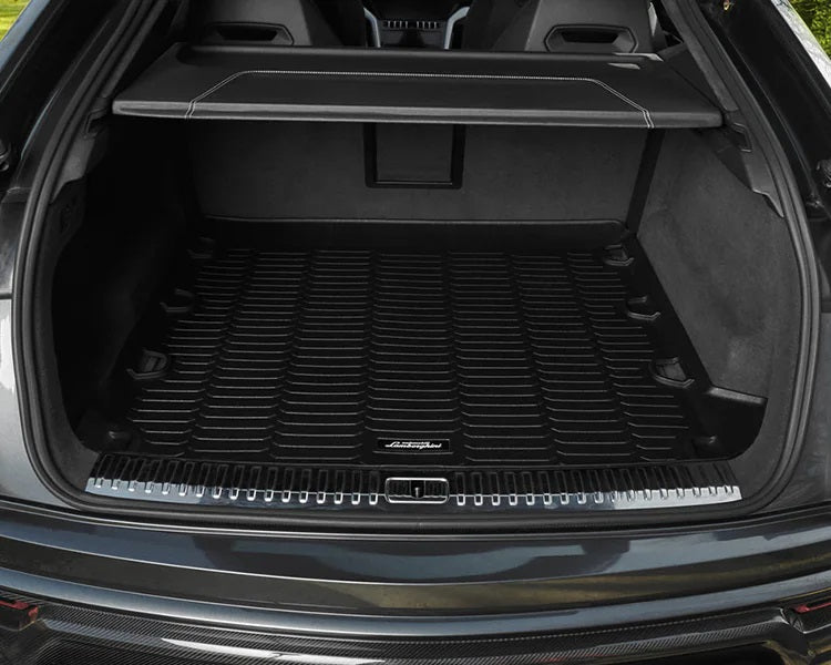 Urus Cargo Liner